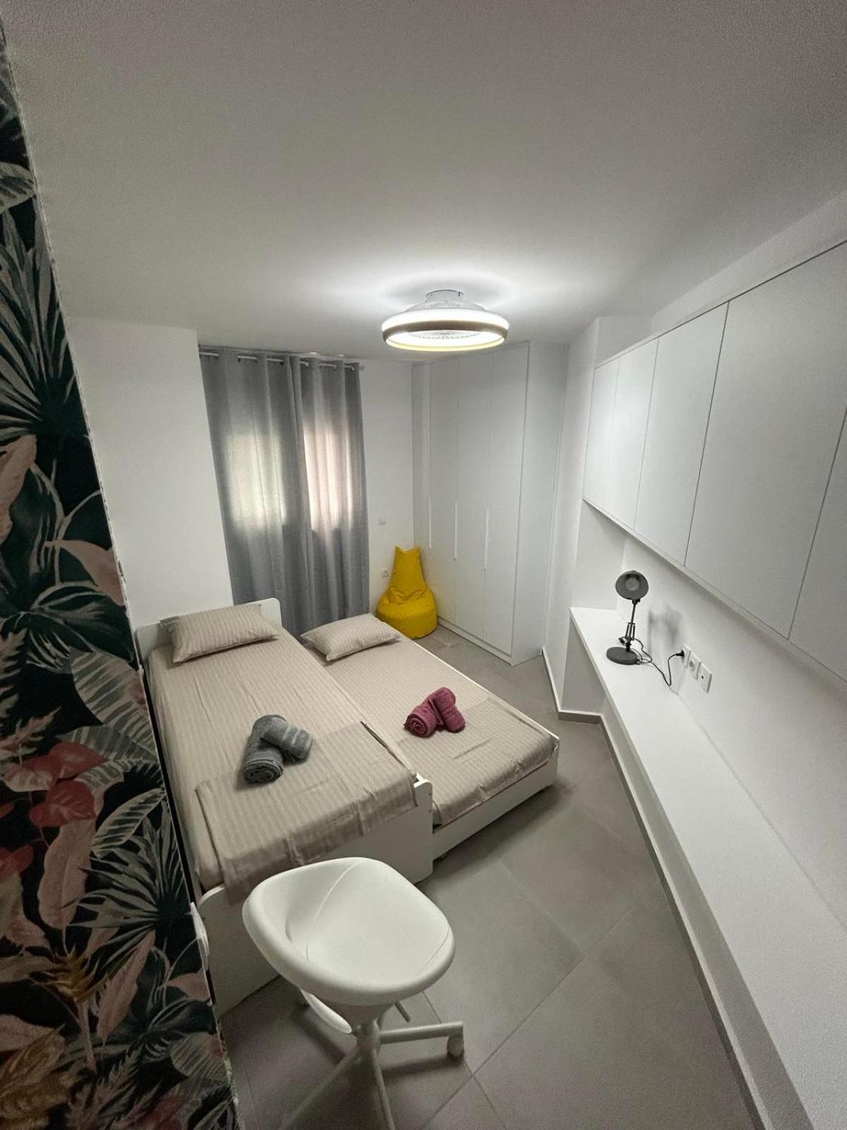 Floral Home 2 - 1St Floor Apt With Private Parking! Αθήνα Εξωτερικό φωτογραφία