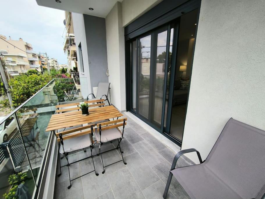 Floral Home 2 - 1St Floor Apt With Private Parking! Αθήνα Εξωτερικό φωτογραφία